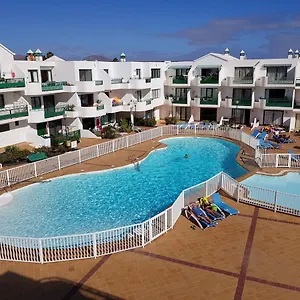 https://playa-de-las-cucharas-apartments.in-canary-islands.com