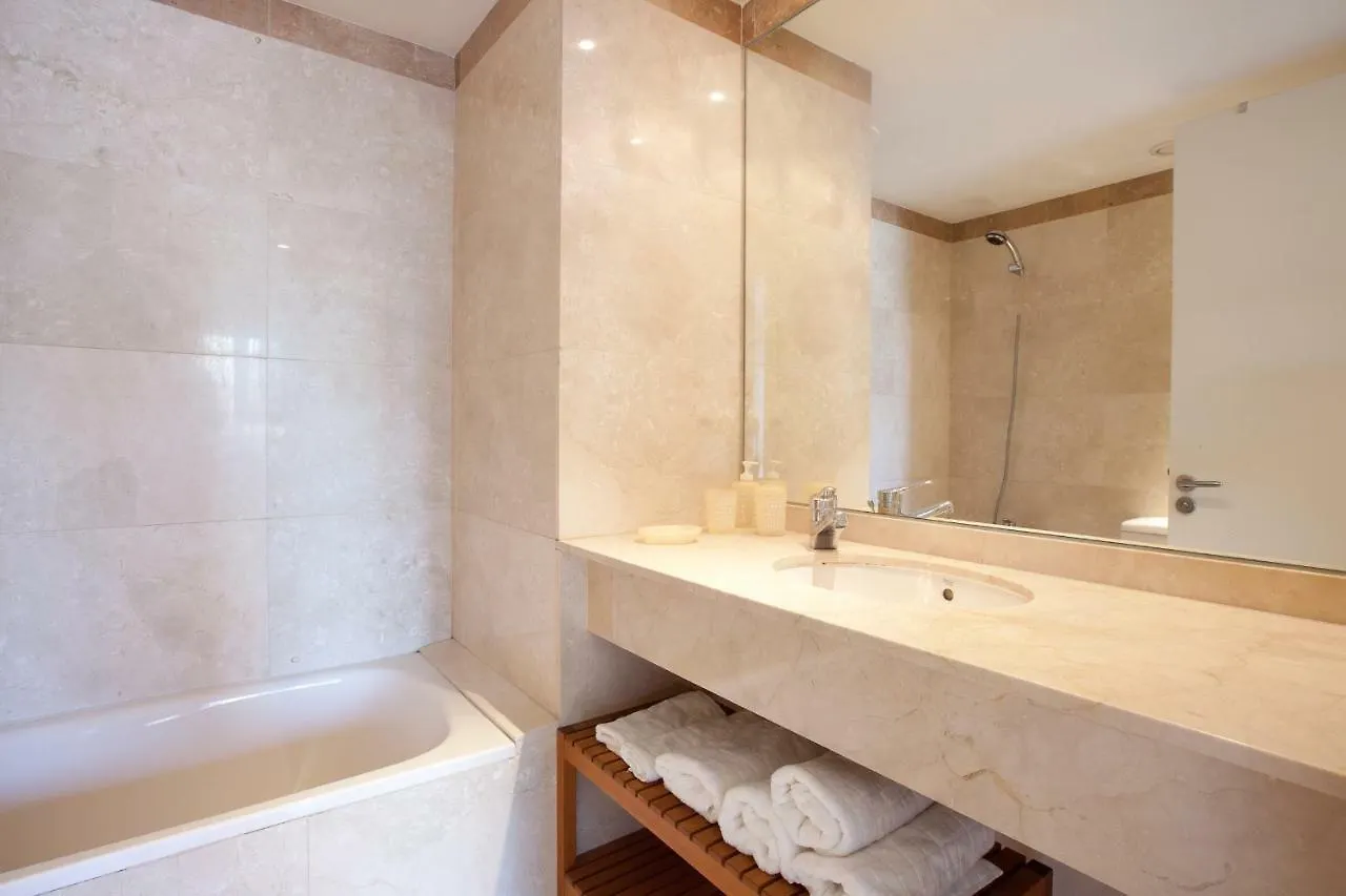 Akira Flats Diagonal Mar Apartments Barcelona 0*,  Spain